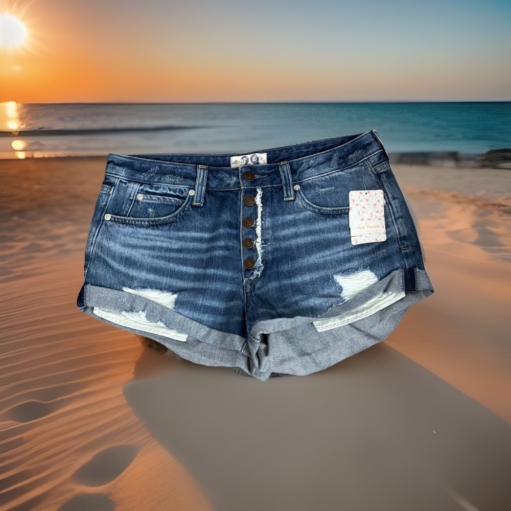 NWT We The Free People Beach Break Button Fly Distressed Jeans Shorts Sz 29
